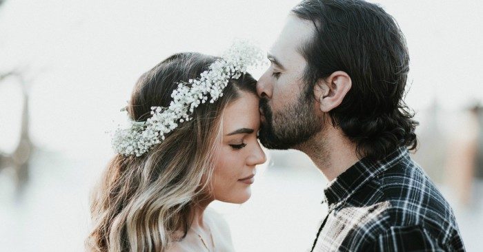 mẫu phụ nữ tỏa sáng trong mắt đàn ông luôn dịu dàng, lịch sự