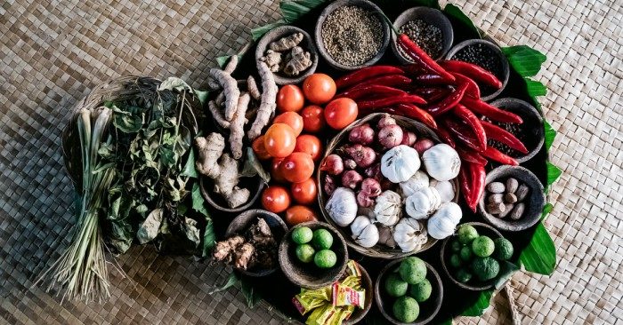 các gia vị quen thuoc trong bep lai có tác dụng như một loại kháng sinh tự nhiên tuyệt vời