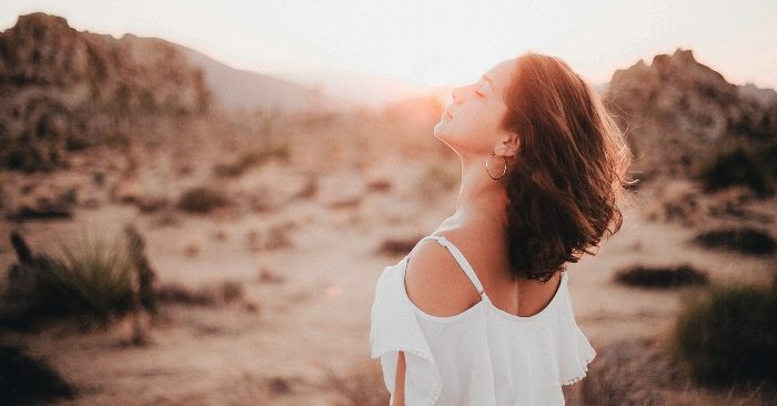 Đàn bà tuổi 40 nồng nàn như ruouj vang ủ lâu năm