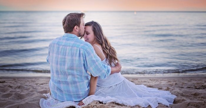 vợ khôn khéo không làm điều "đại kỵ" này khi ở bên chồng