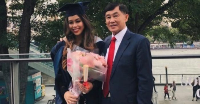 Chi gần 10 tỷ thuê chuyên cơ riêng đưa con gái về nước, Johnathan Hạnh Nguyễn nói: “Nó không thở được, chỉ muốn chết”