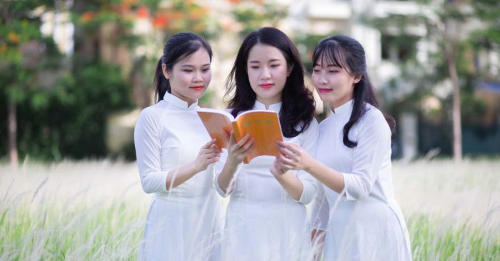Học 10 từ vựng tiếng Trung có trong sách Chuyển Pháp Luân - P77; học tiếng trung; từ vựng tiếng trung; học tiếng trung cơ bản