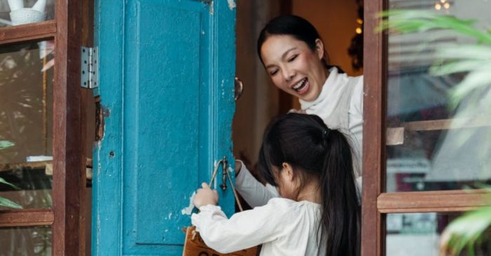 100 phép lịch sự tối thiểu ai cũng nên biết; phep lich su; phép lịch sự trong giao tiếp; phép lịch sự trong ăn uống; phép lịch sự là gì; tại sao phải lịch sự