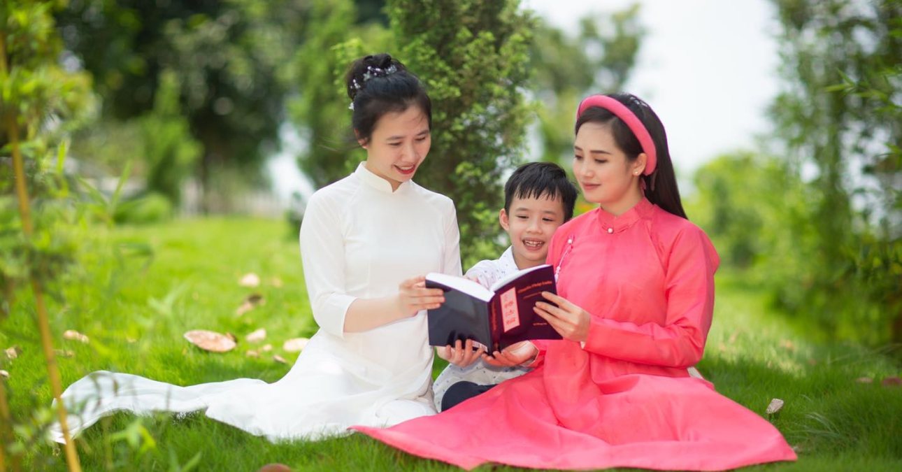 Học 10 từ vựng tiếng Trung có trong sách Chuyển Pháp Luân - P85; học tiếng trung; từ vựng tiếng trung; học tiếng trung cơ bản