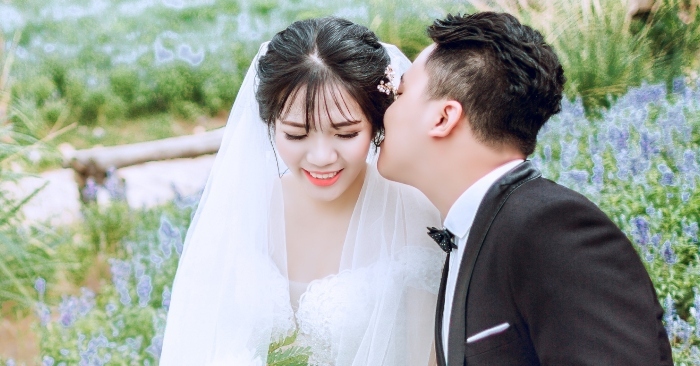 Vợ chồng đến với nhau là do duyên số; nhưng để sống với nhau hạnh phúc và bền vững thì lại do cách ứng xử ở lòng người