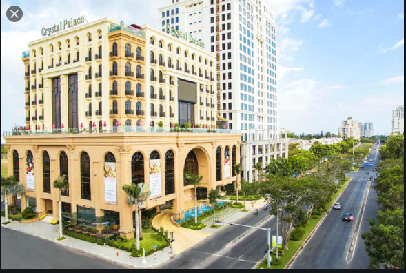Crystal Palace nằm trên khu đô thị Phú Mỹ Hưng, quận 7, TP. HCM