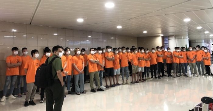 Trục xuất 52 người nước ngoài nhập cảnh trái phép tại TP.HCM