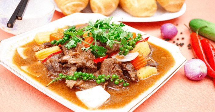 Cách nấu bò hầm tiêu xanh ngon miệng dễ làm